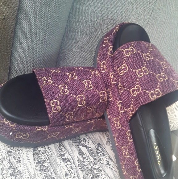 Gucci - Picture 3 of 3